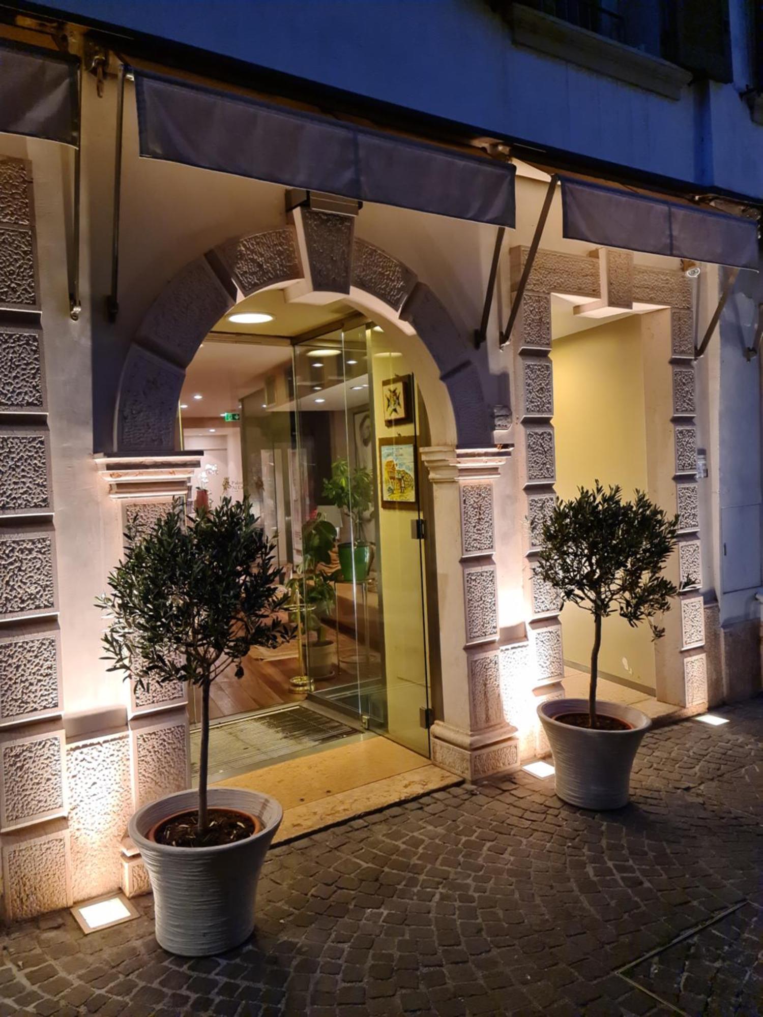 Palazzo Ai Capitani Peschiera del Garda