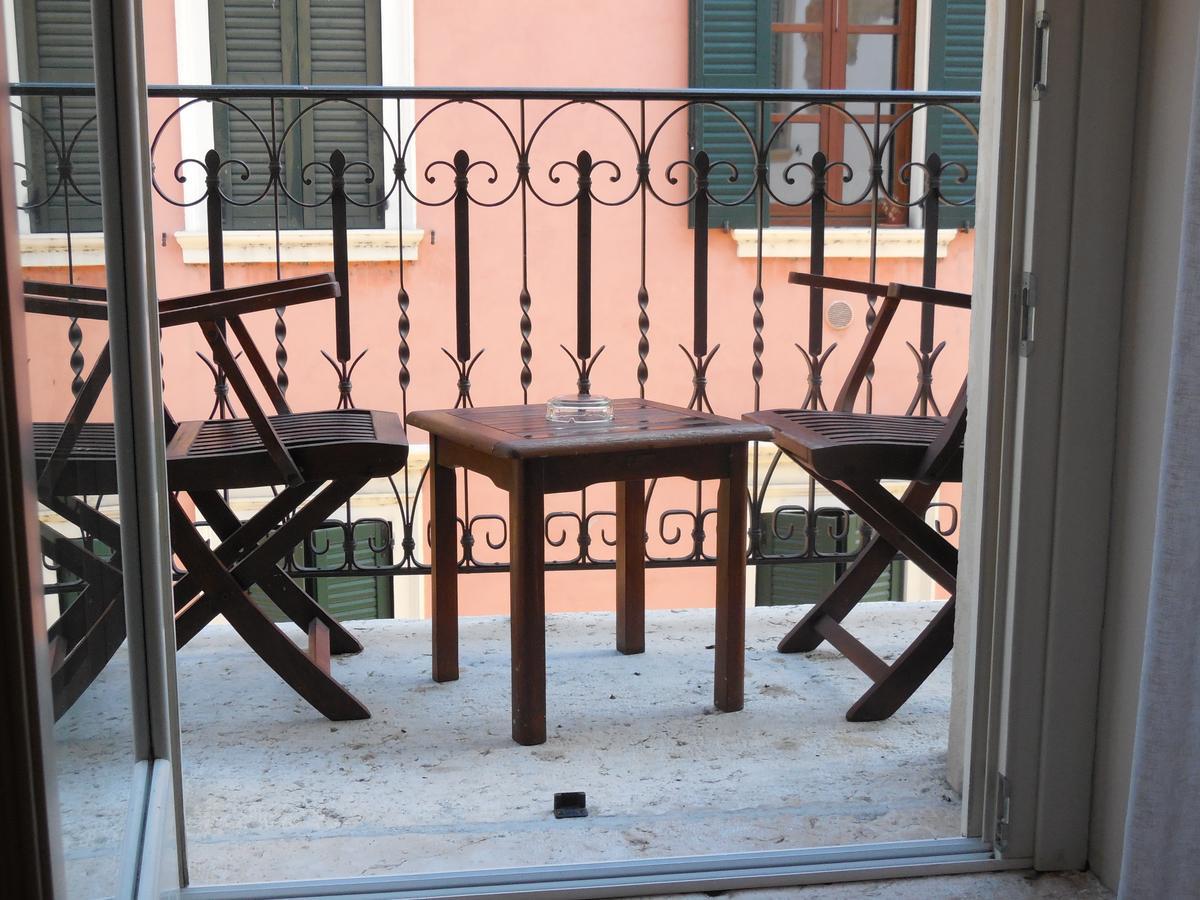 Palazzo Ai Capitani Peschiera del Garda